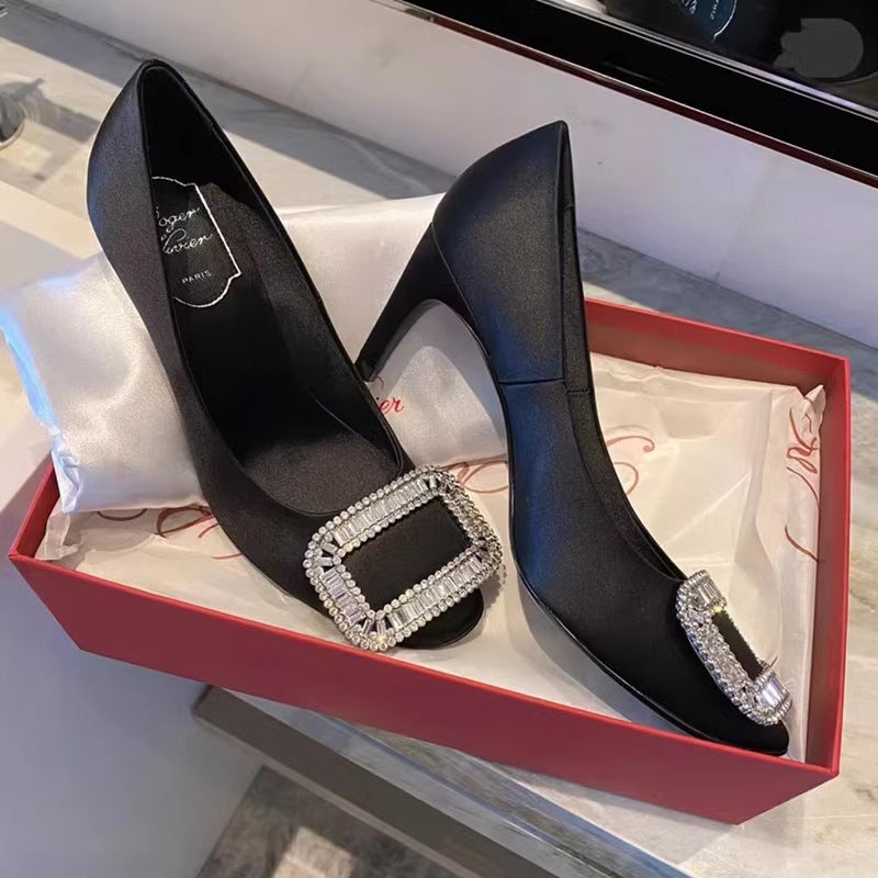 أحذية كعب عالي نسائية جديدة من وانغ مان 2024 مع مشبك مربع وقدم مربعة ضحلة من الساتان مع أحجار الراين - Image 1